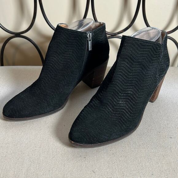 Lucky Brand Shoes - Lucky Brand Pardina black suede leather heel ankle boots with zipper size 9